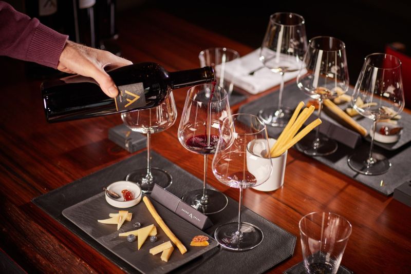 Seven Apart Tasting Experience